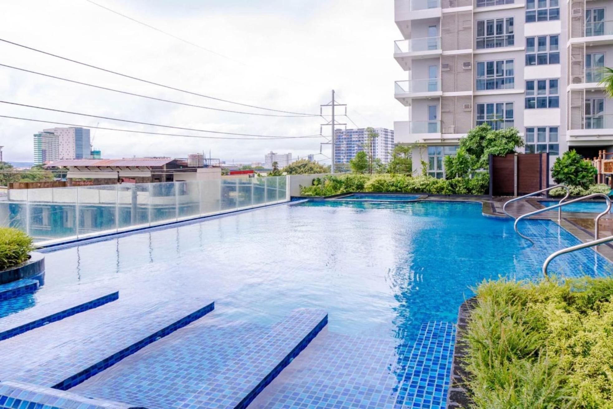 Jhezzstuffs Staycation Iloilo City Εξωτερικό φωτογραφία